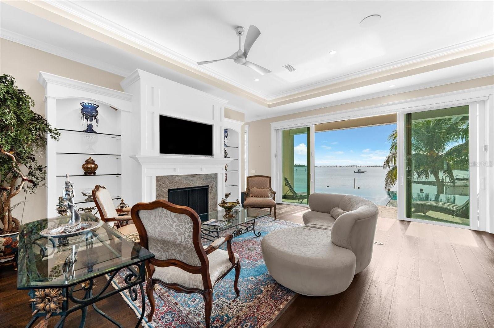 Image 14 of 94 For 511 Bayview Drive