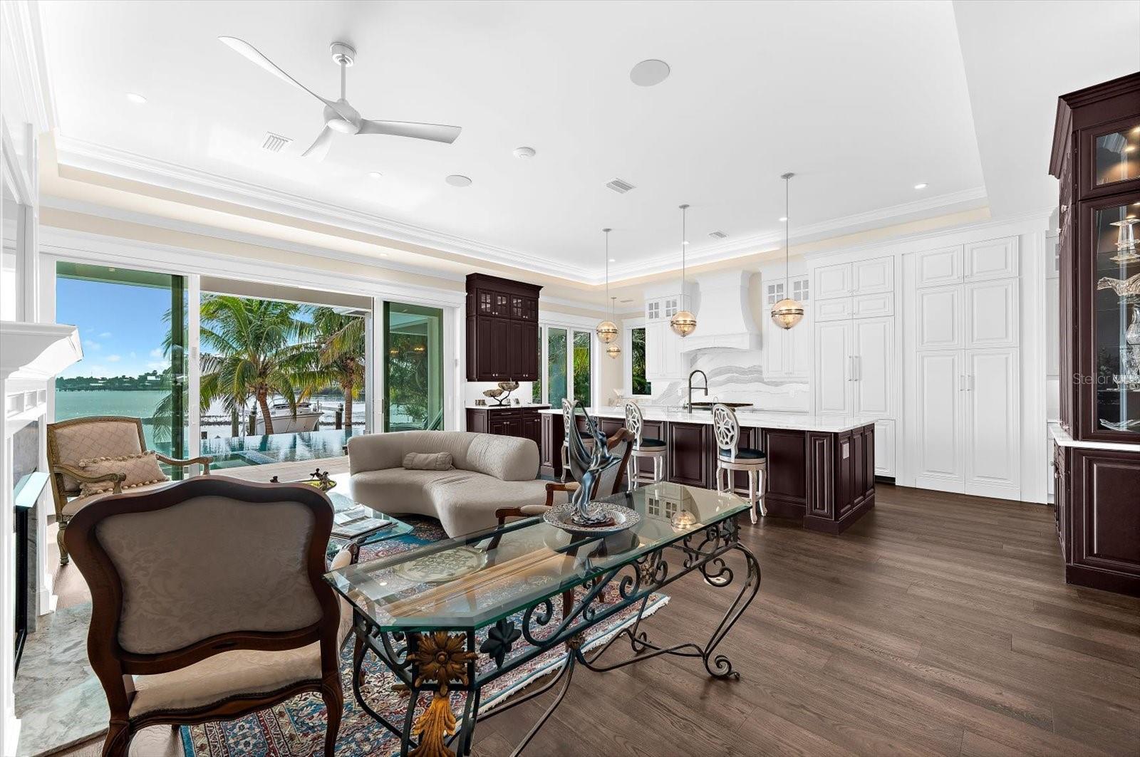 Image 17 of 94 For 511 Bayview Drive