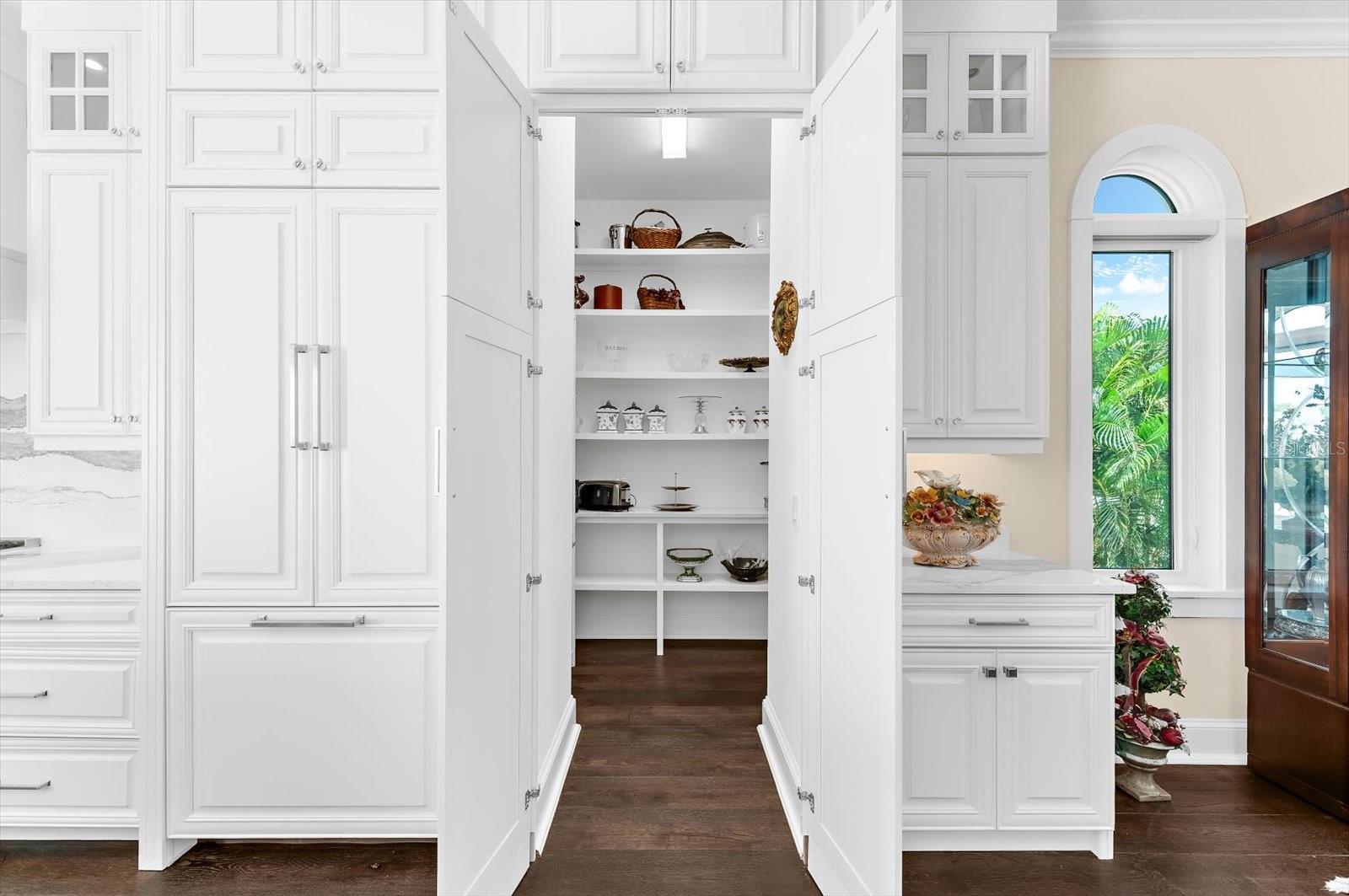 Image 28 of 94 For 511 Bayview Drive