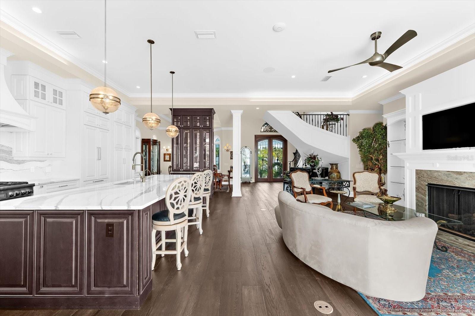 Image 36 of 94 For 511 Bayview Drive