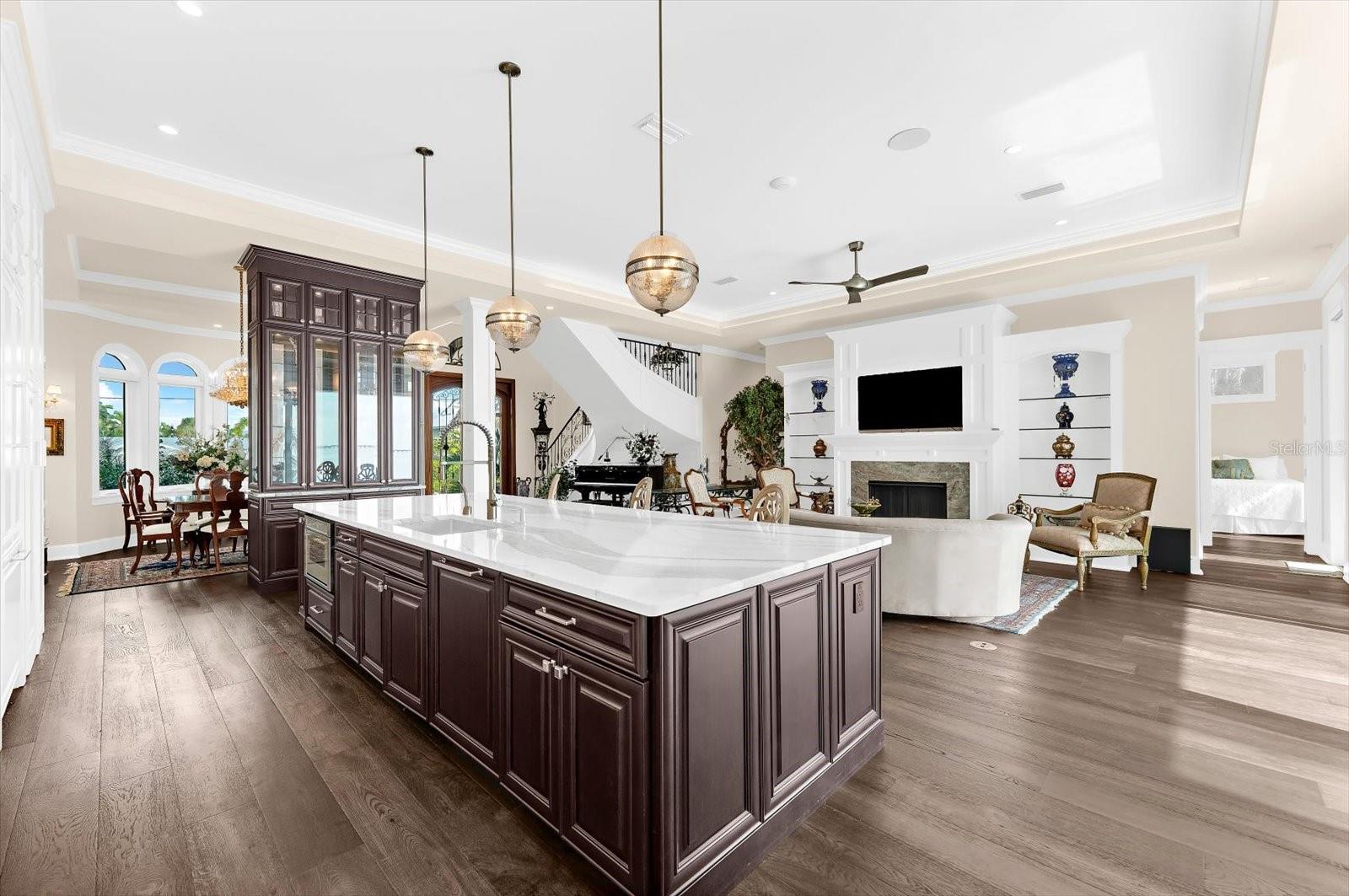 Image 37 of 94 For 511 Bayview Drive