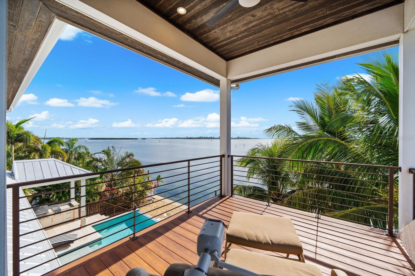 Image 60 of 94 For 511 Bayview Drive