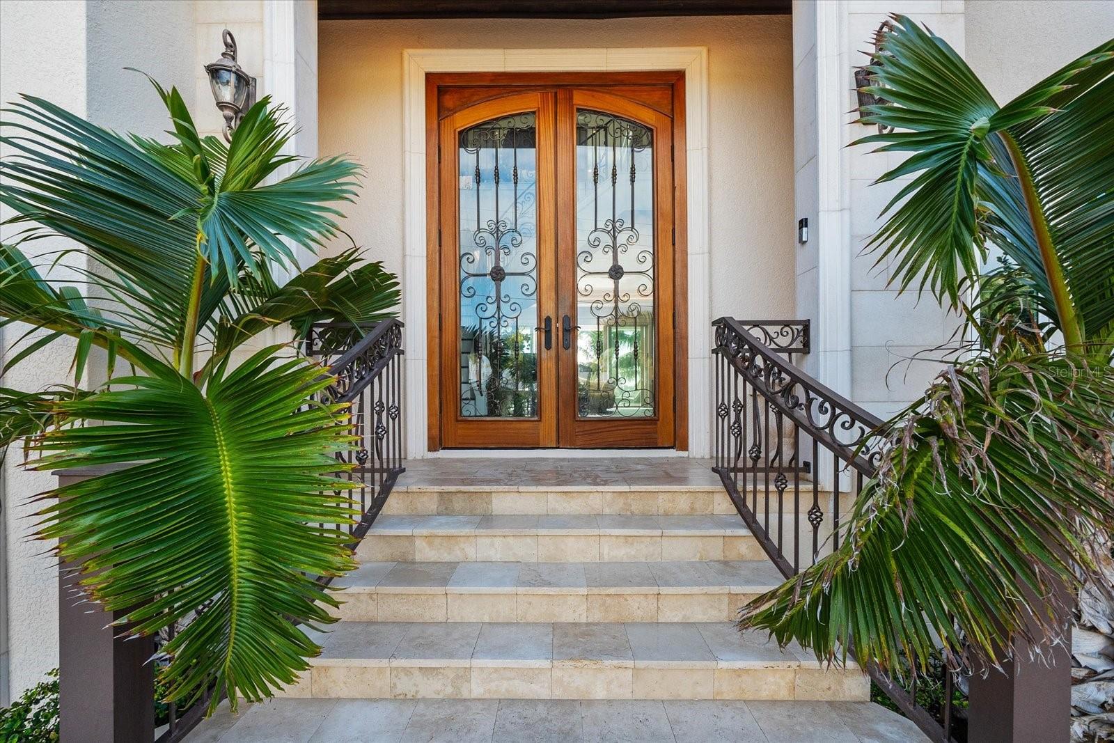 Image 7 of 94 For 511 Bayview Drive