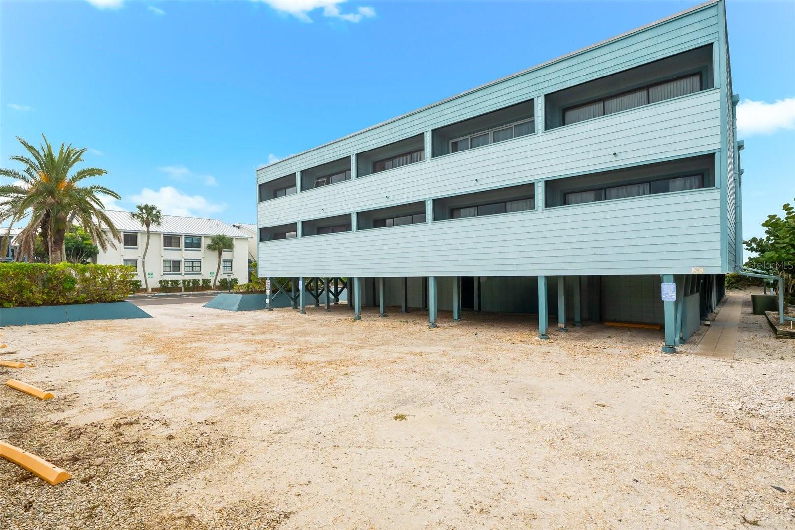 Image 39 of 48 For 102 68th Street 102