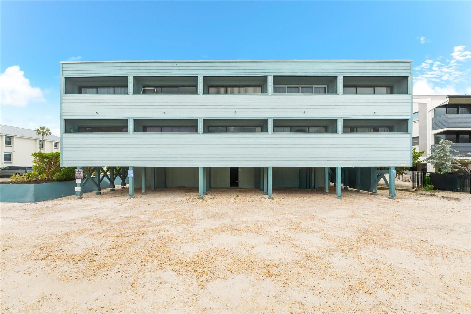 Image 4 of 48 For 102 68th Street 102