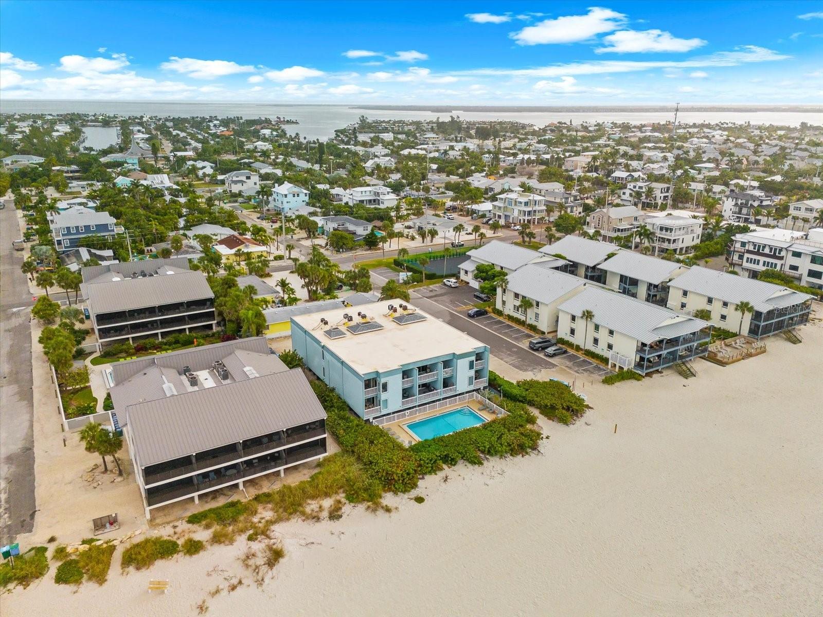 Image 41 of 48 For 102 68th Street 102