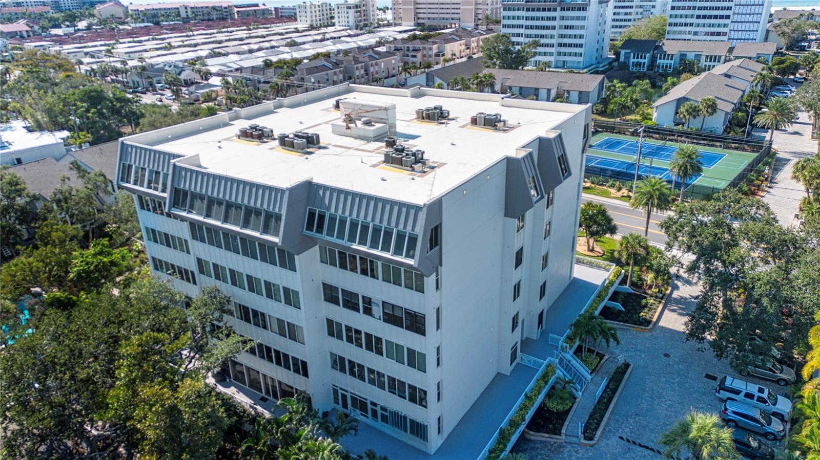 Image 2 of 54 For 1200 Peppertree Lane 601