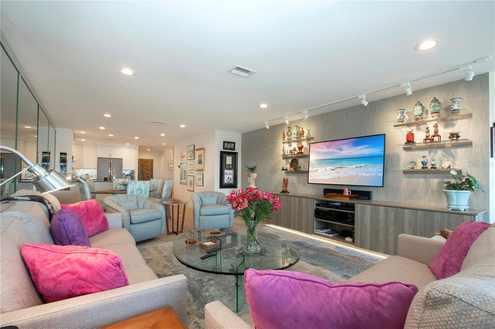 Image 23 of 54 For 1200 Peppertree Lane 601