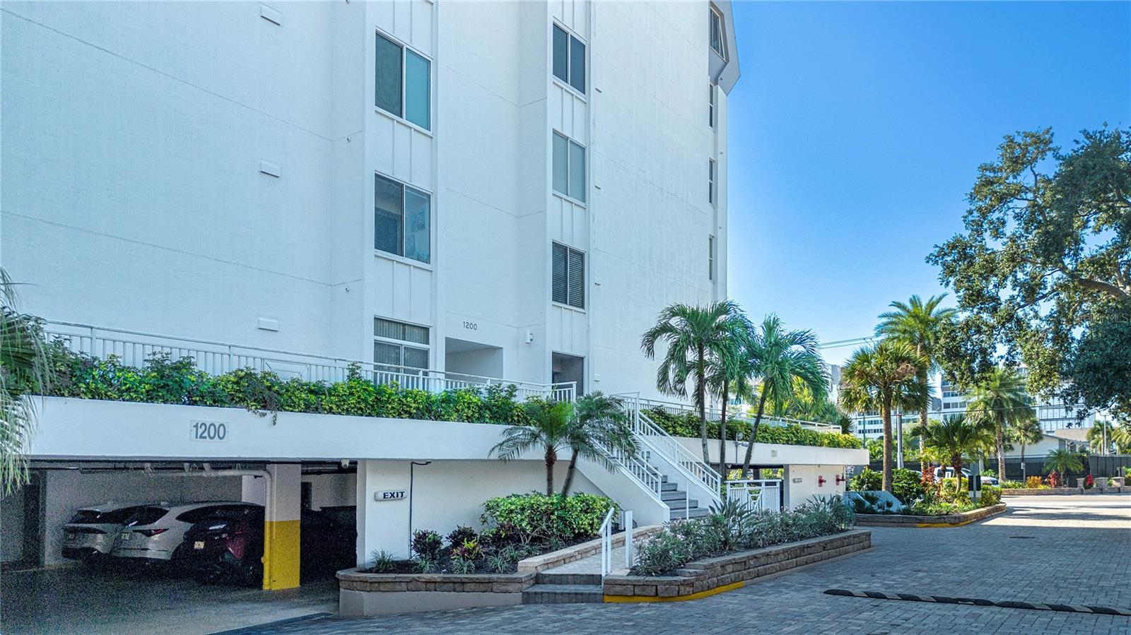 Image 3 of 54 For 1200 Peppertree Lane 601