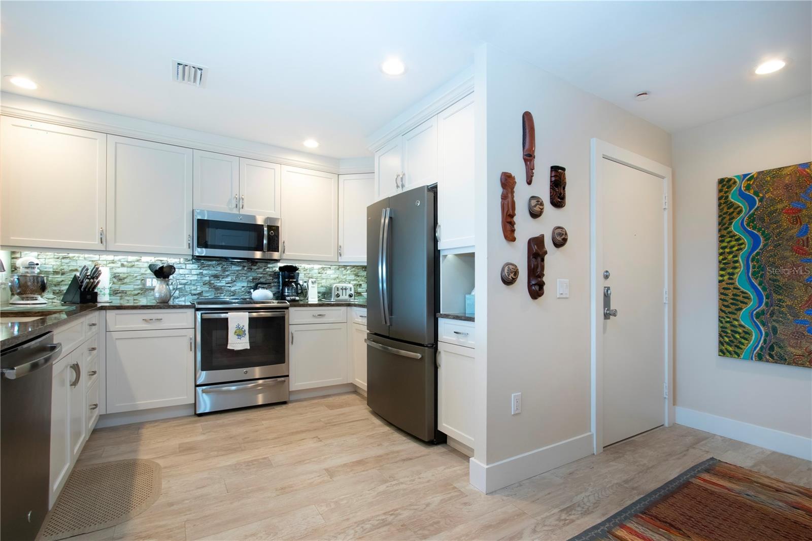 Image 7 of 54 For 1200 Peppertree Lane 601