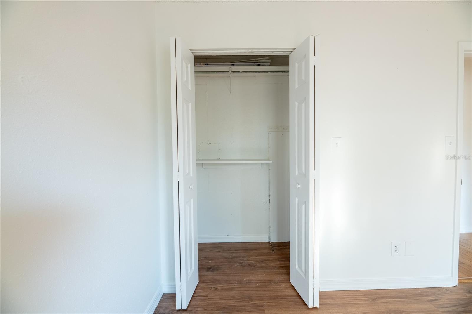 Image 18 of 24 For 244 Amherst Avenue 16