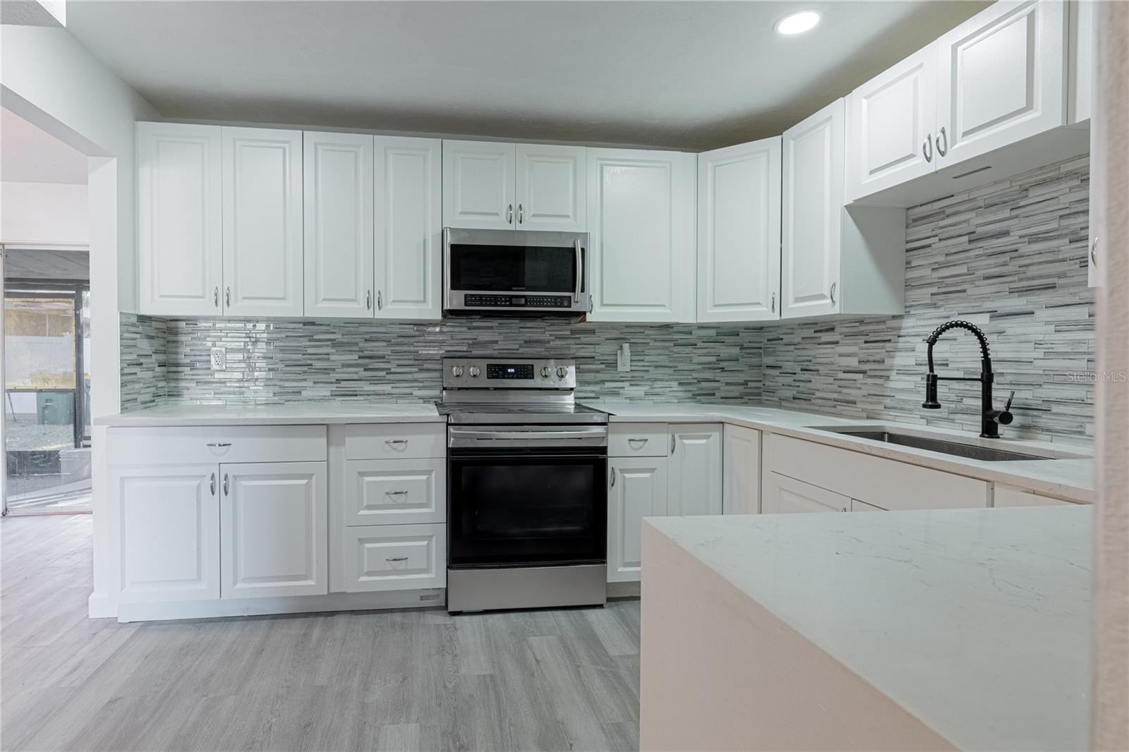 Image 7 of 24 For 244 Amherst Avenue 16