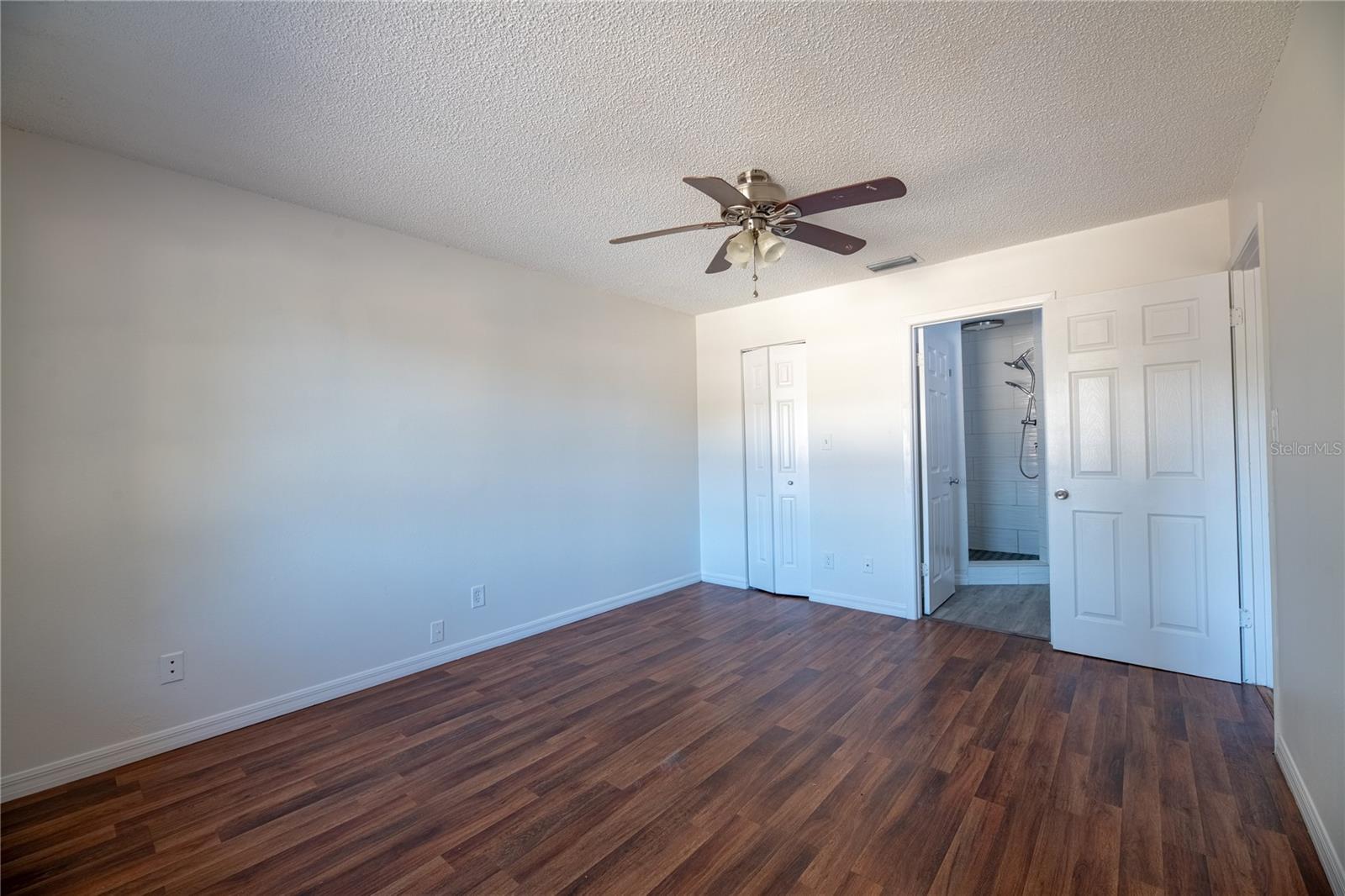 Image 9 of 24 For 244 Amherst Avenue 16