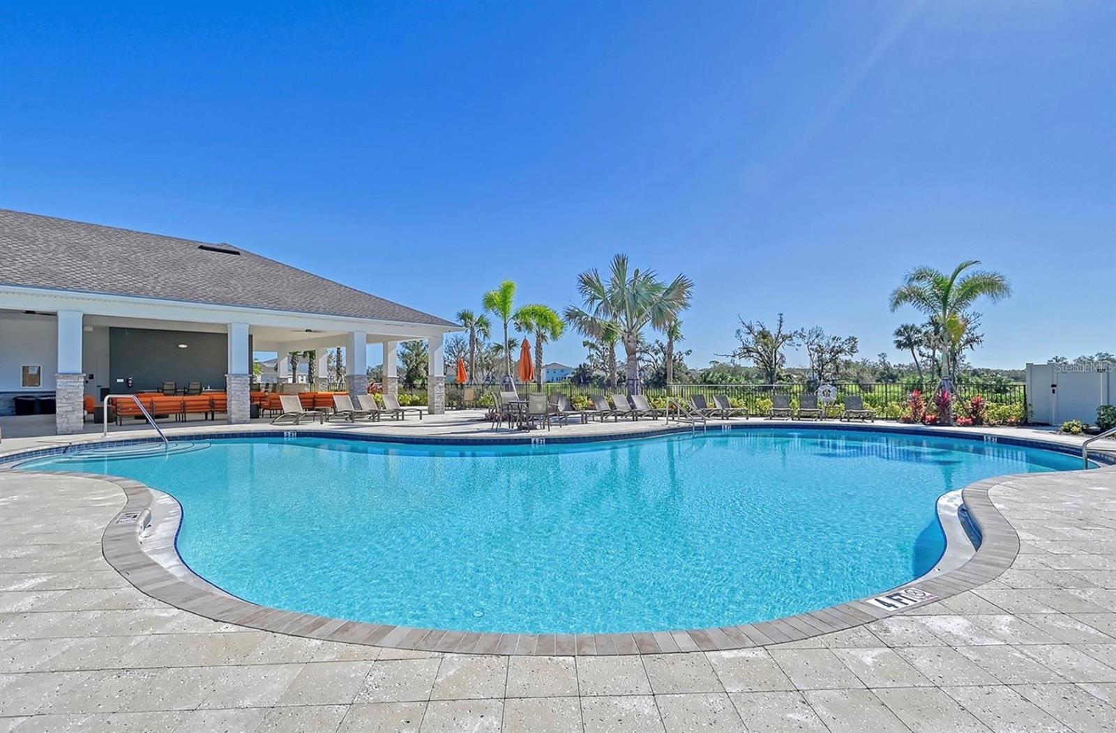 Image 19 of 51 For 621 157th Court E