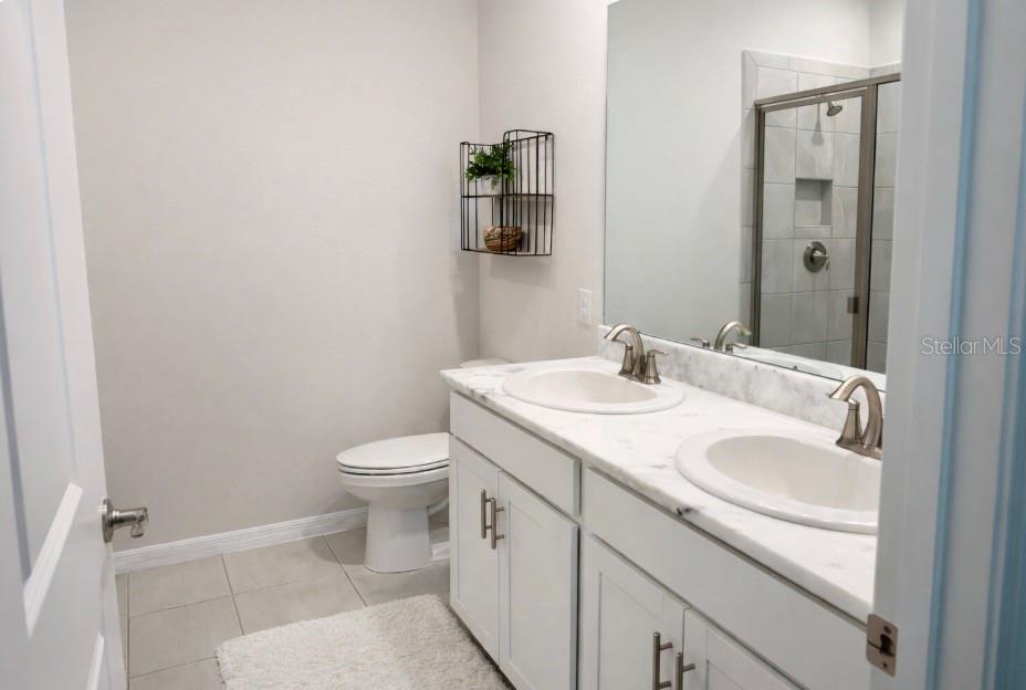 Image 6 of 51 For 621 157th Court E