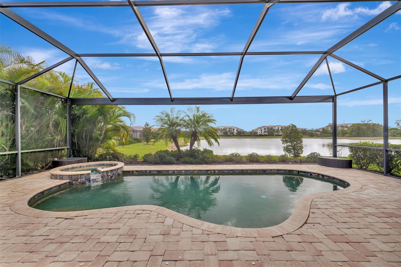 Image 43 of 78 For 16816 Bwana Place