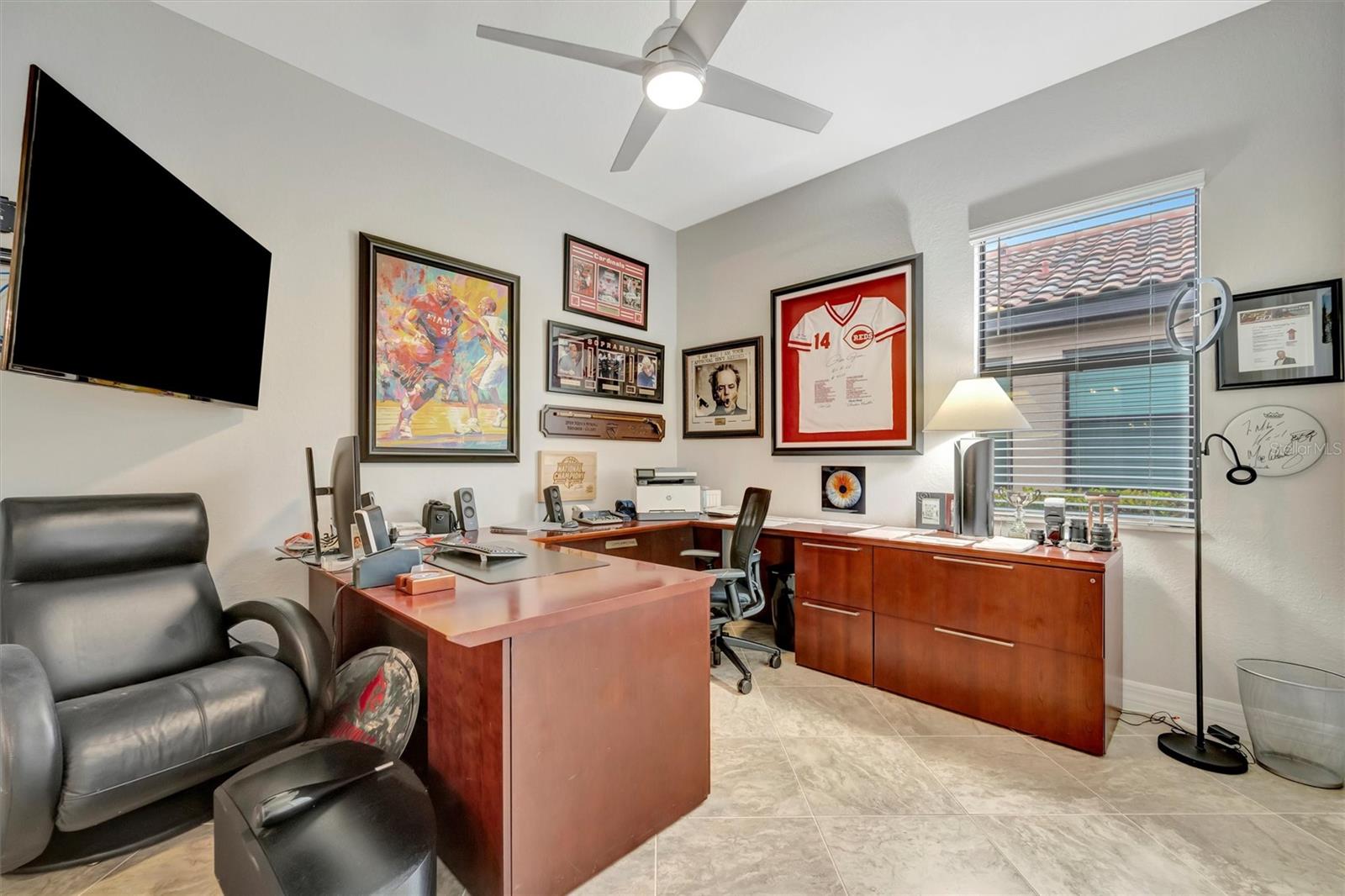 Image 56 of 78 For 16816 Bwana Place