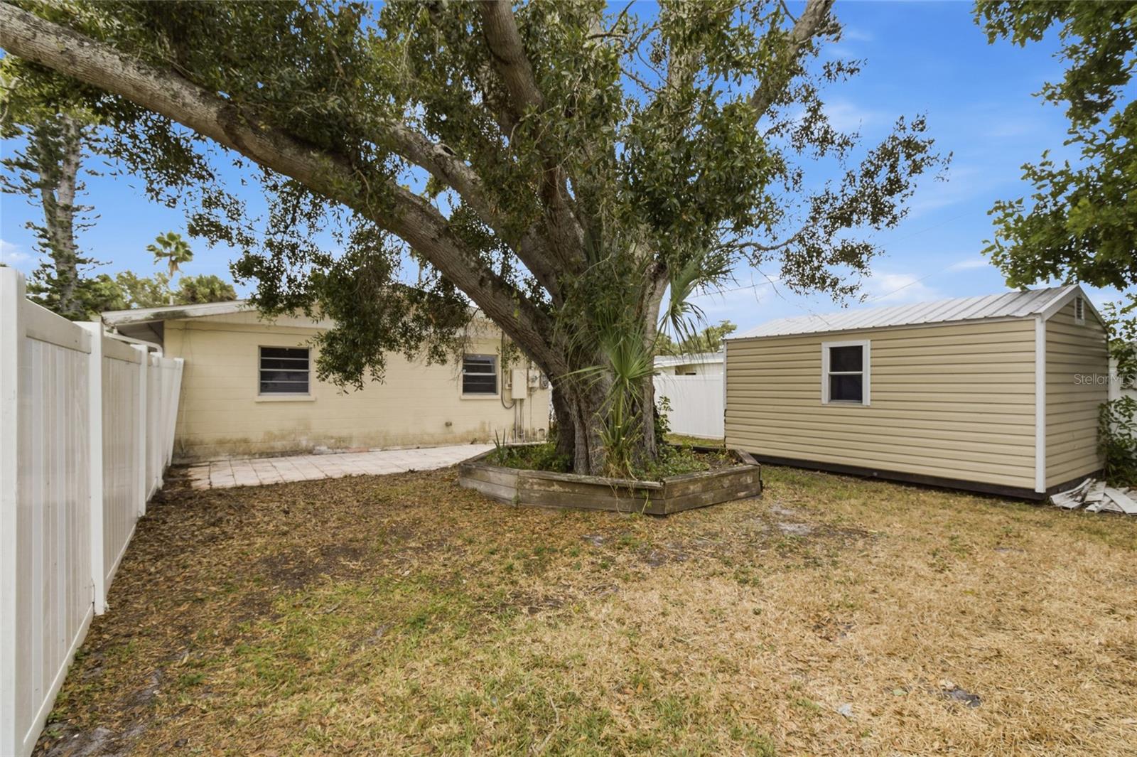 Image 33 of 41 For 2602 12th Street W