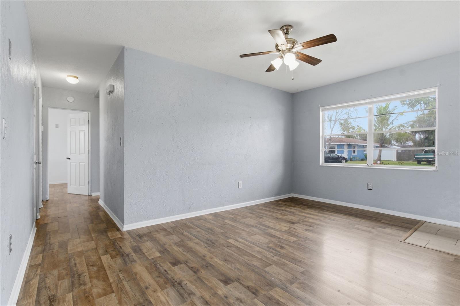 Image 6 of 41 For 2602 12th Street W