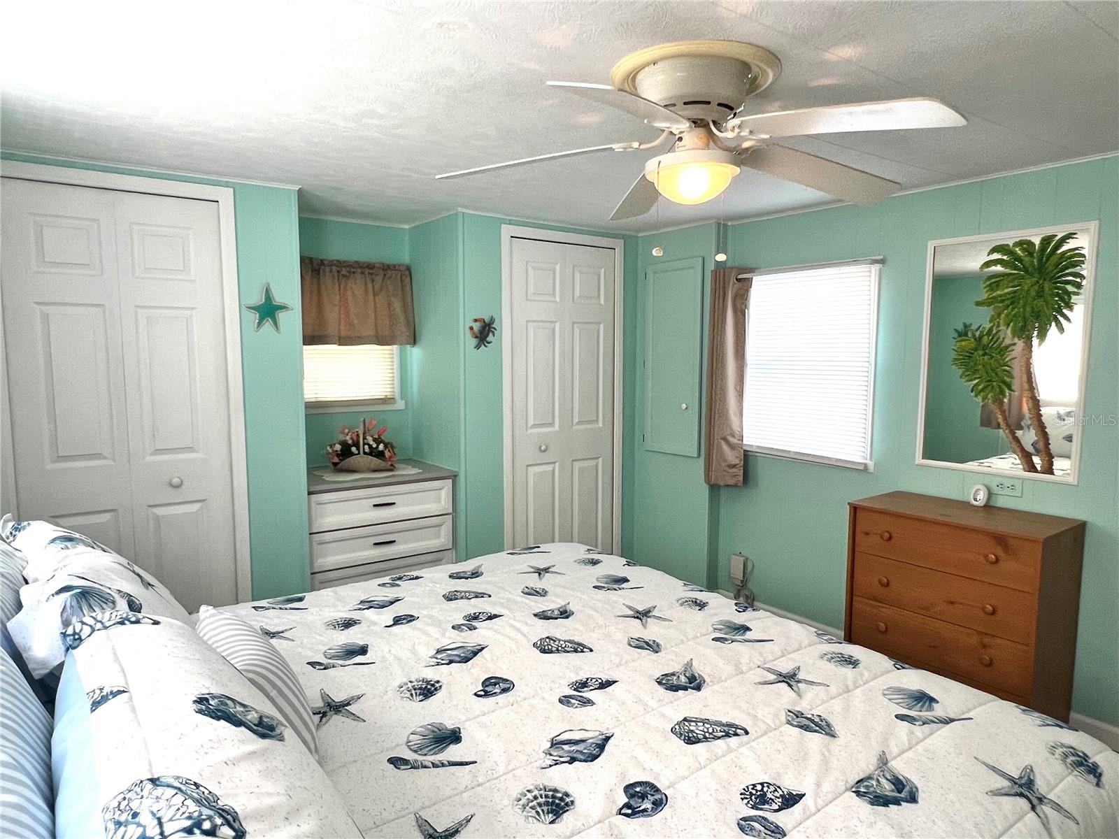 Image 15 of 41 For 528 Blackburn Boulevard