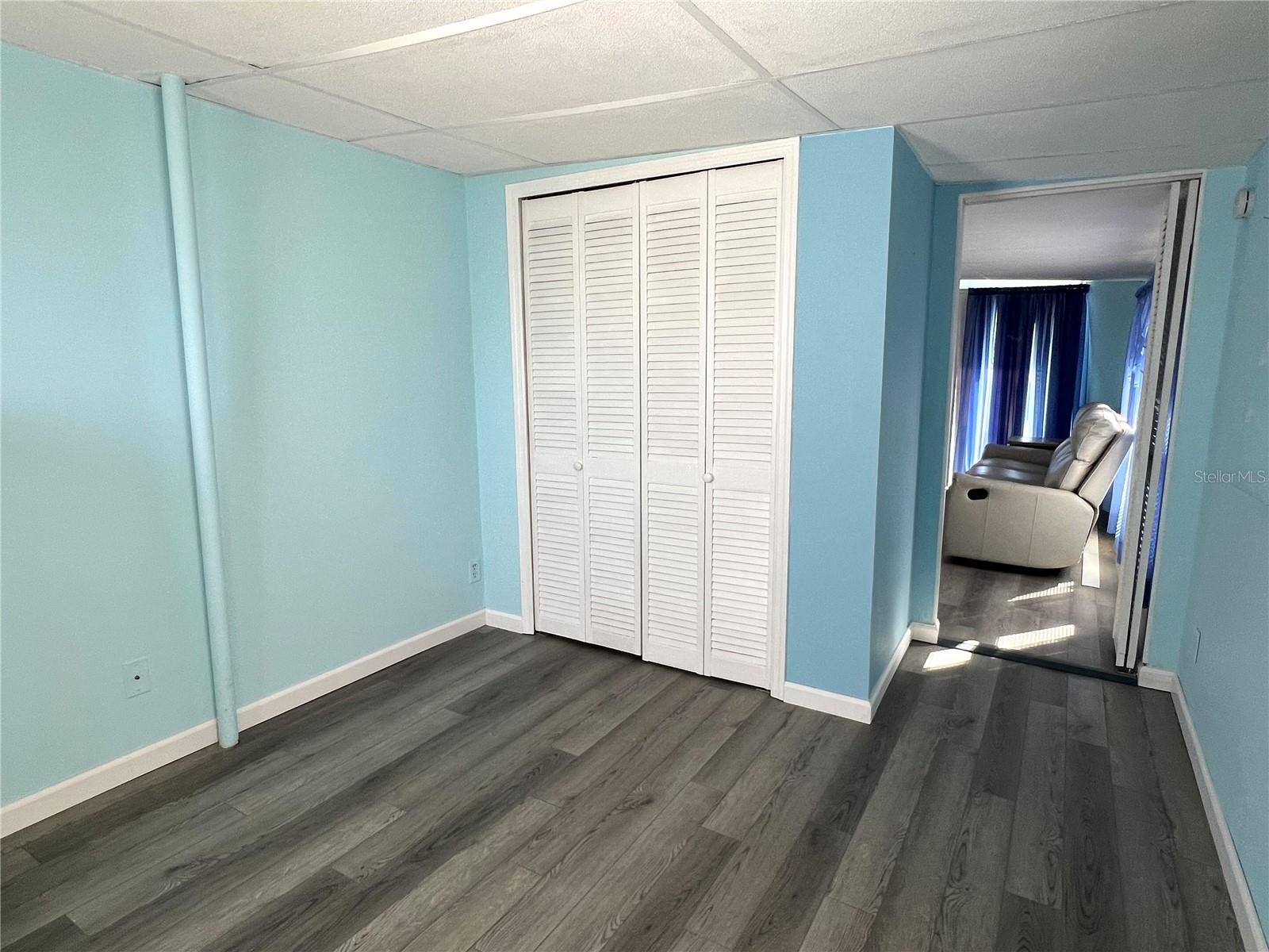 Image 22 of 41 For 528 Blackburn Boulevard