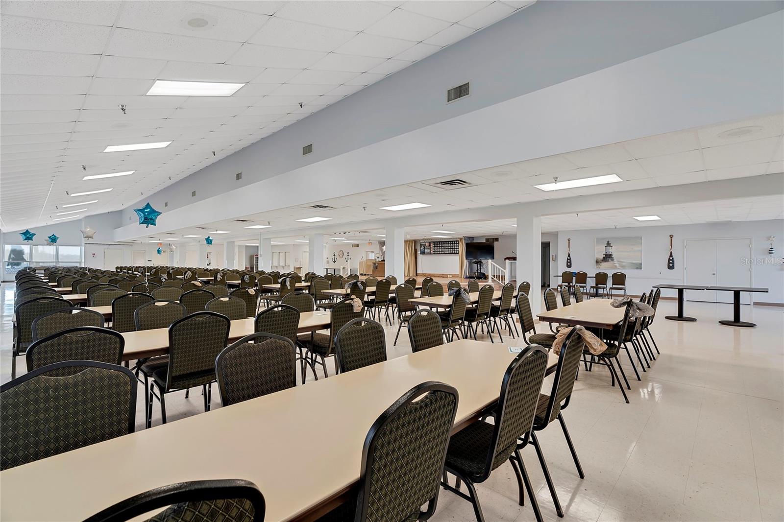 Image 32 of 41 For 528 Blackburn Boulevard