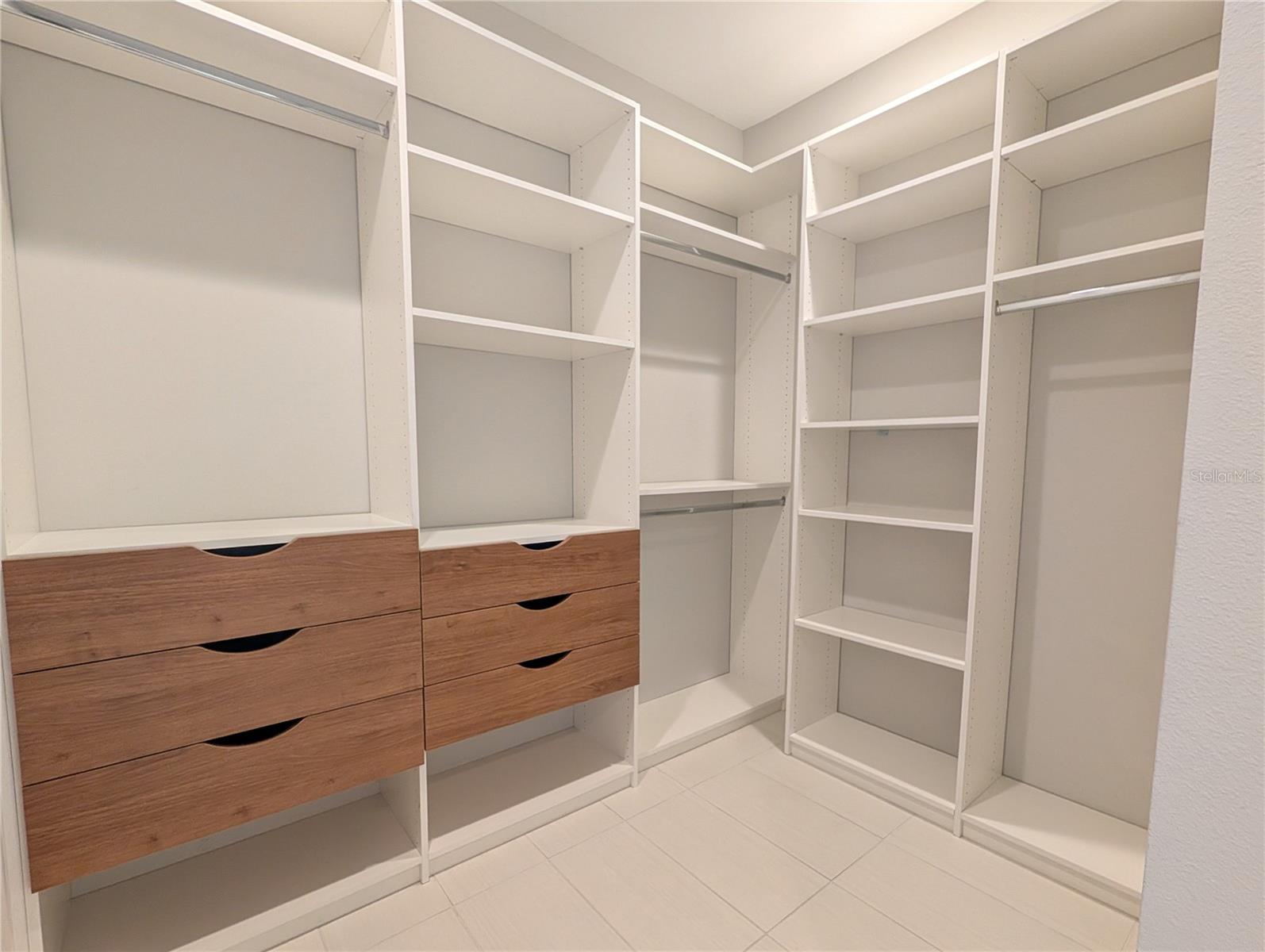 Image 15 of 35 For 7744 Sandhill Lake Drive