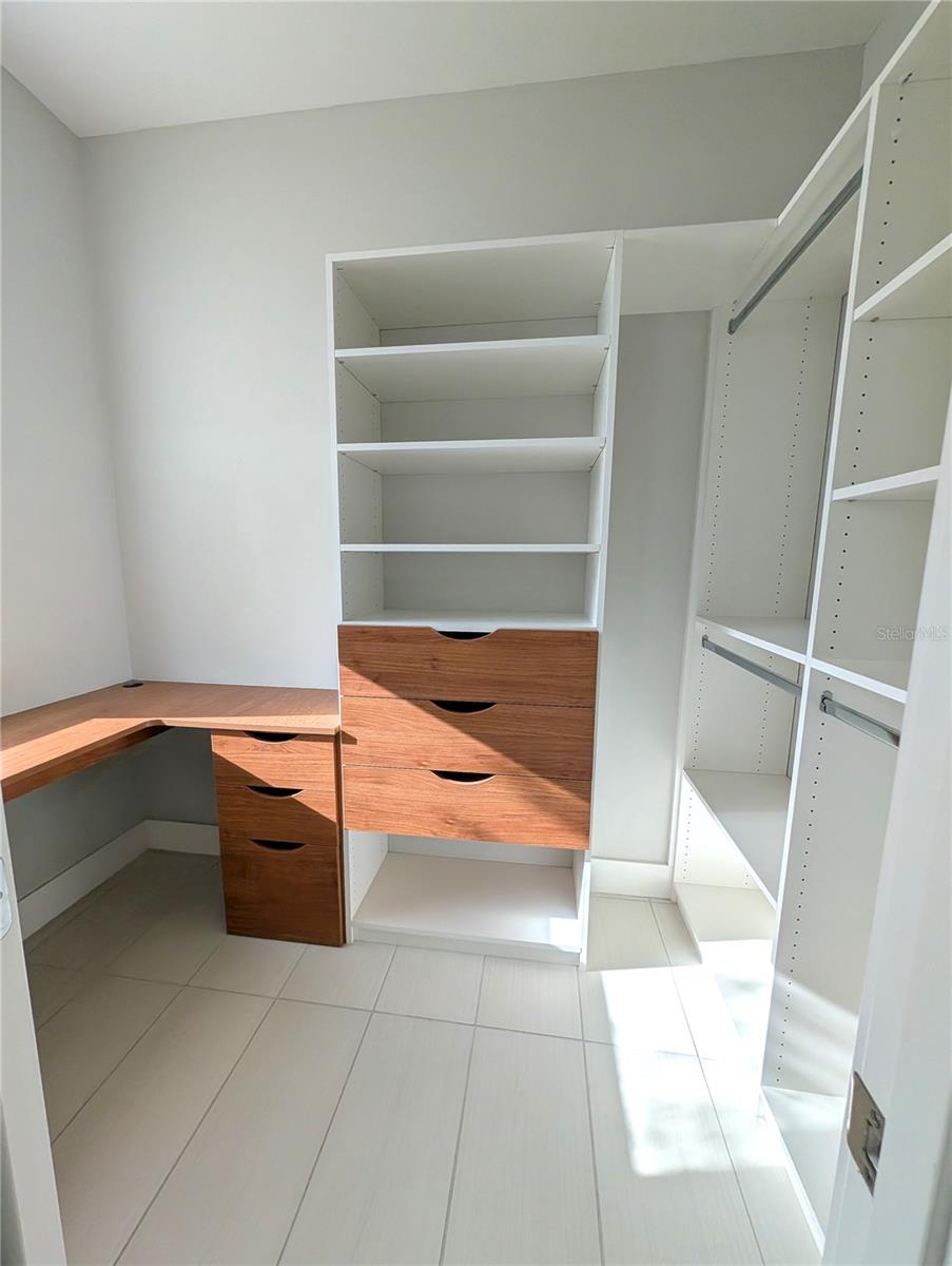 Image 24 of 35 For 7744 Sandhill Lake Drive