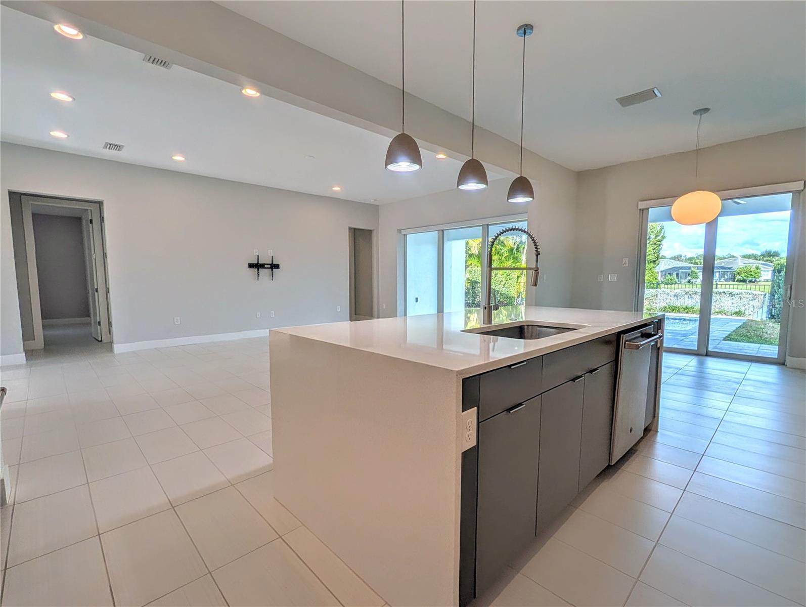 Image 6 of 35 For 7744 Sandhill Lake Drive