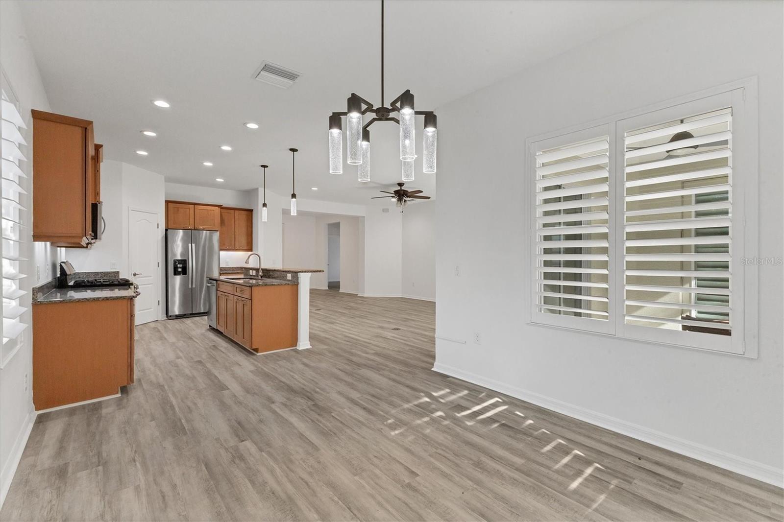 Image 12 of 32 For 4806 Lake Breeze Terrace