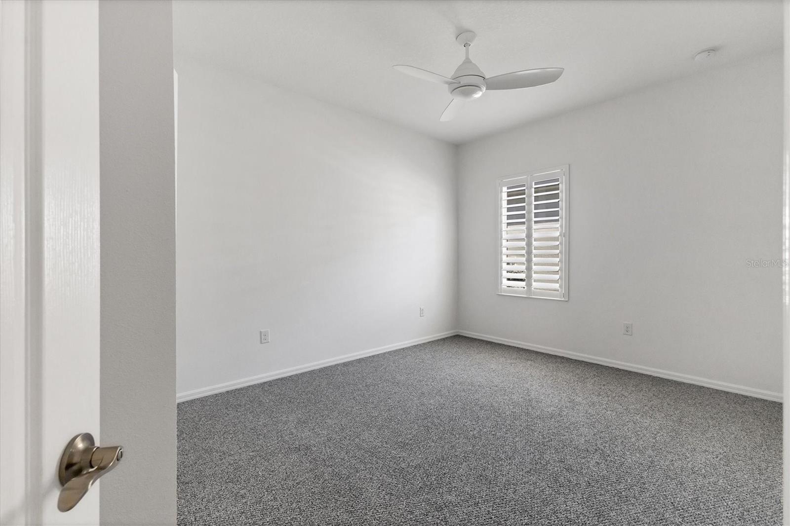 Image 20 of 32 For 4806 Lake Breeze Terrace