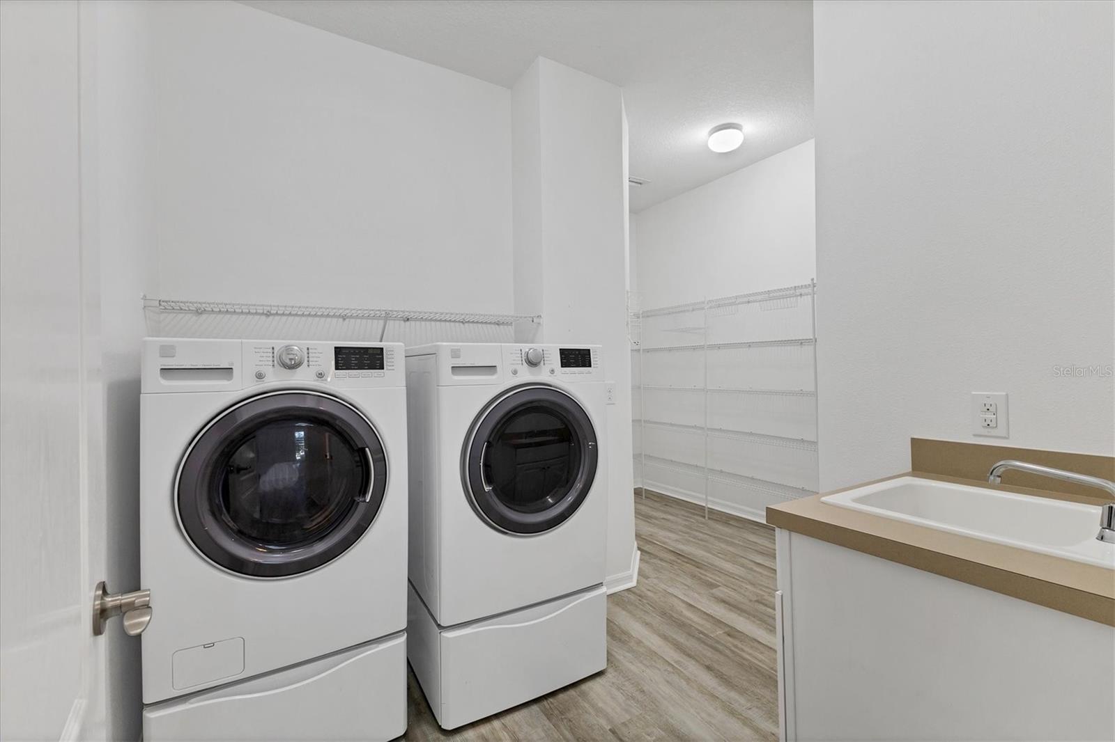 Image 21 of 32 For 4806 Lake Breeze Terrace