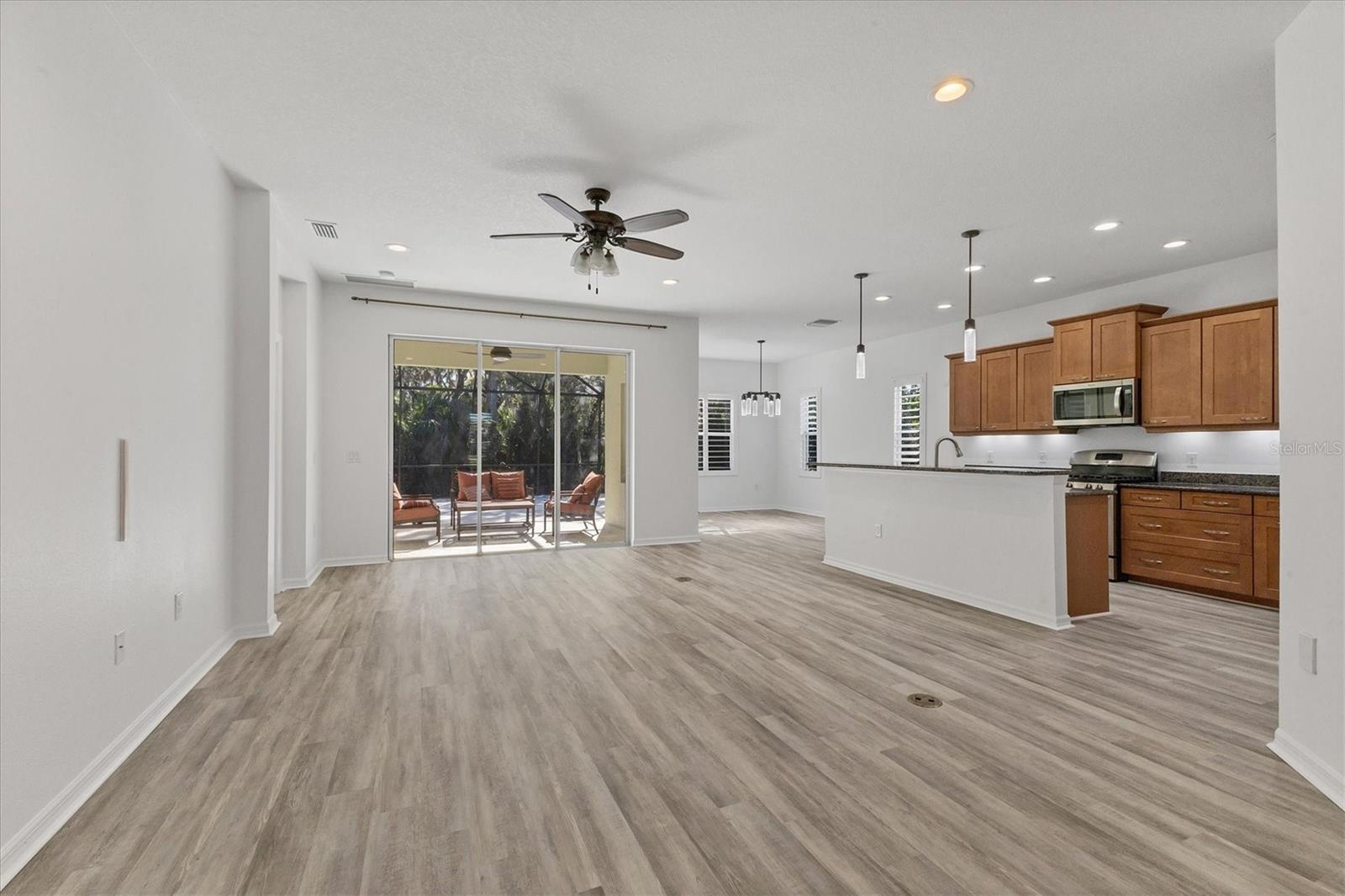 Image 5 of 32 For 4806 Lake Breeze Terrace