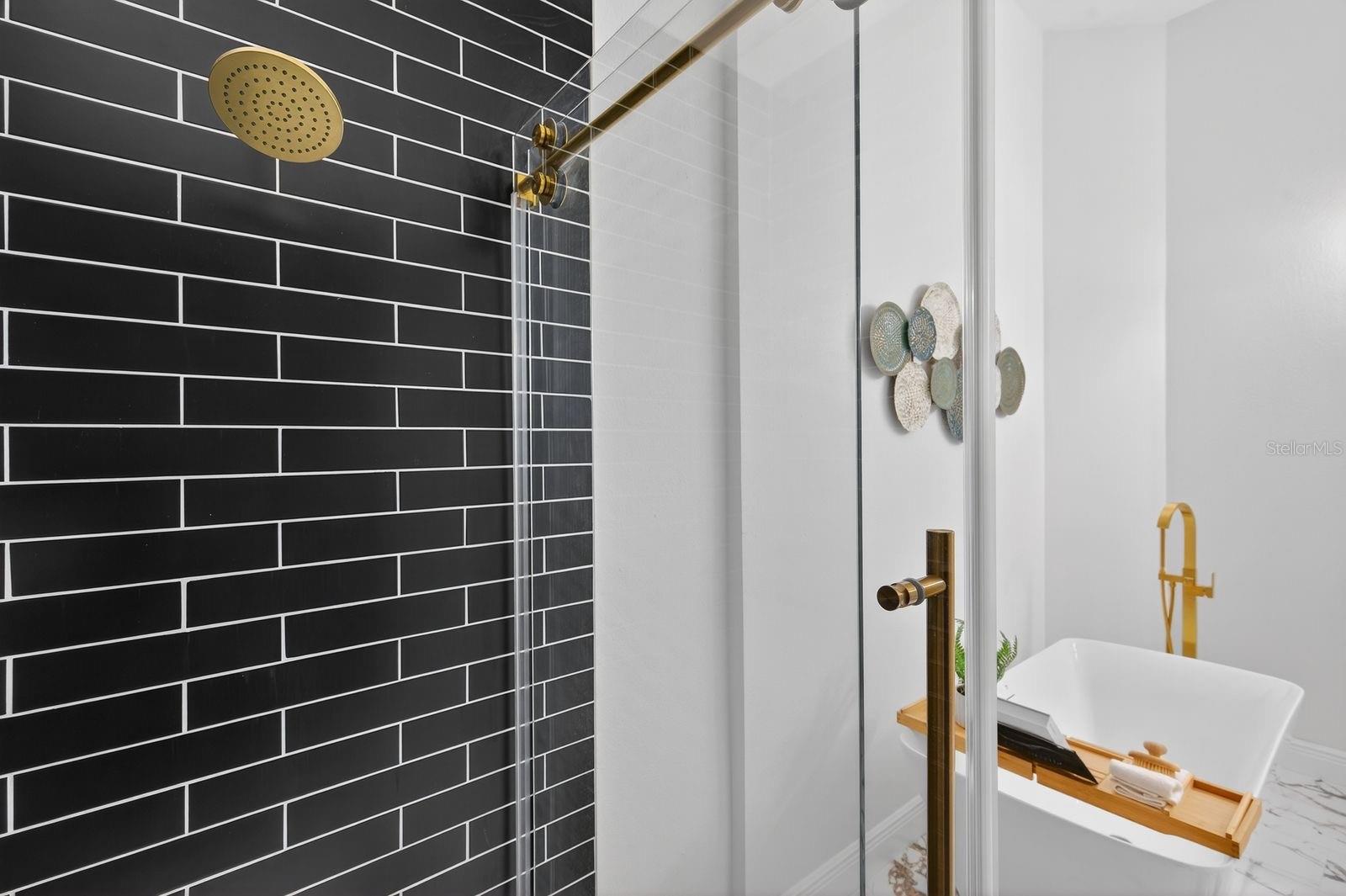 Image 19 of 41 For 7739 Whitebridge Glen