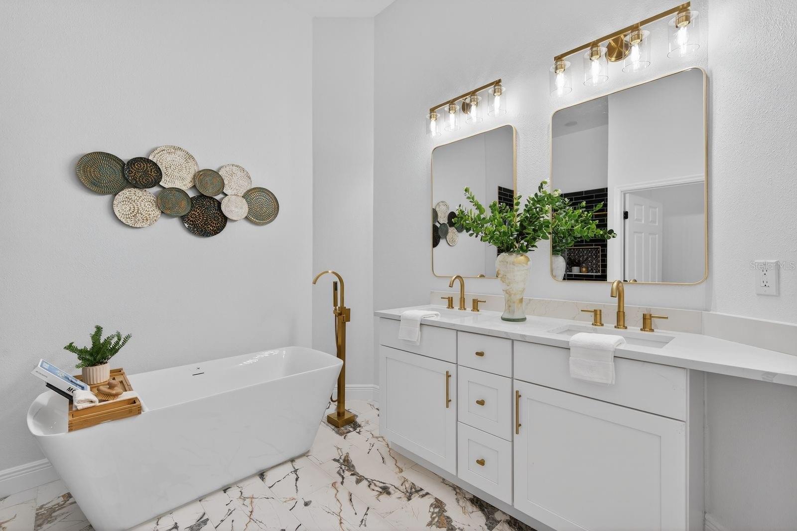 Image 21 of 41 For 7739 Whitebridge Glen