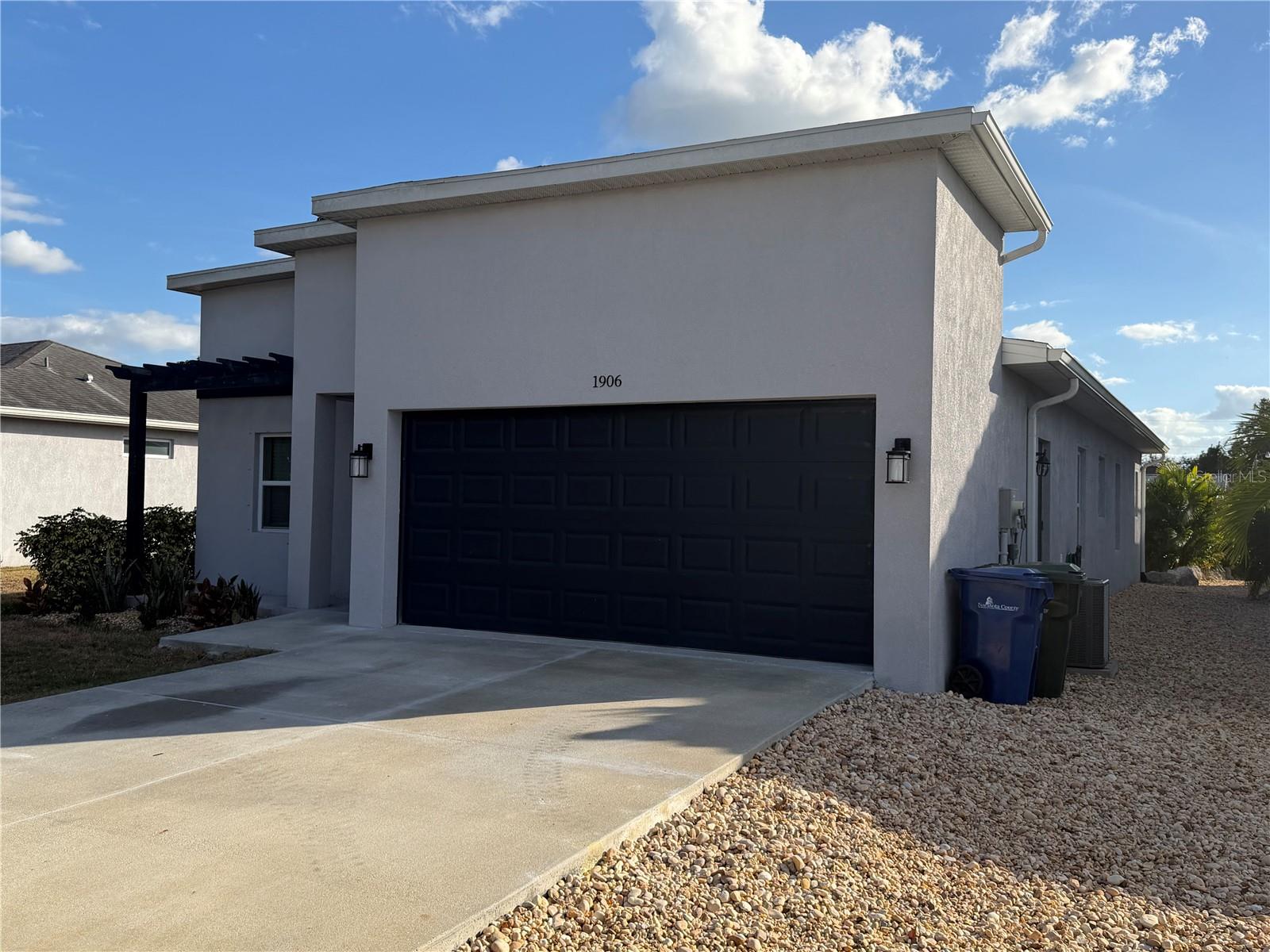 Details for 1906 Livingstone Street, SARASOTA, FL 34231