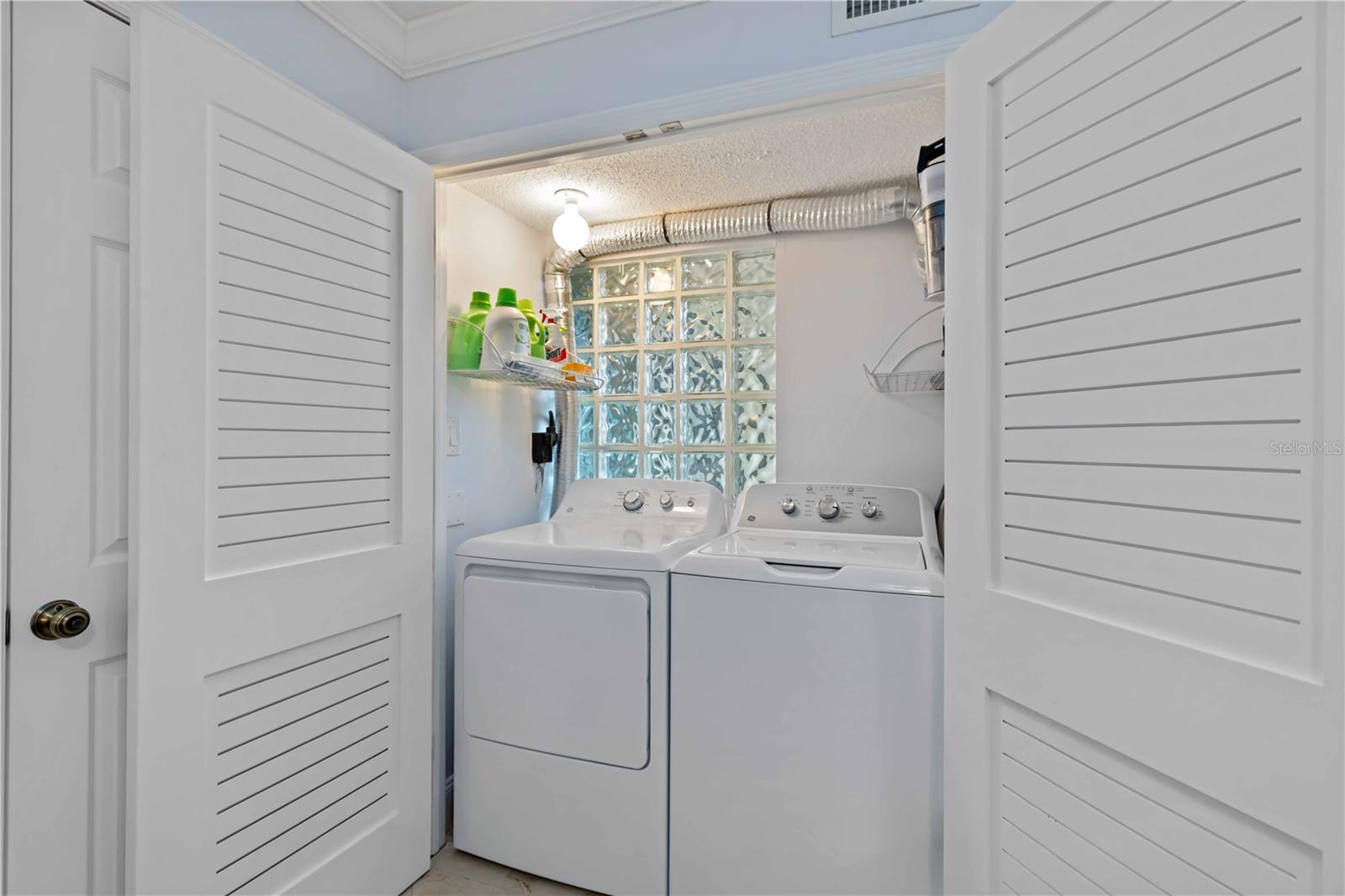 Image 22 of 34 For 5260 Gulf Of Mexico Drive 401