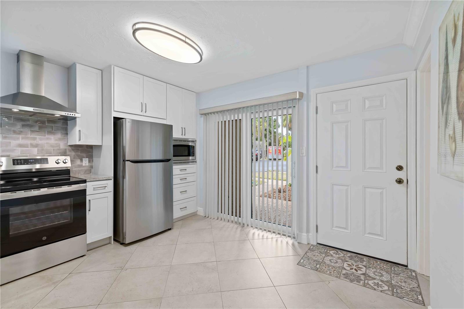 Image 3 of 34 For 5260 Gulf Of Mexico Drive 401