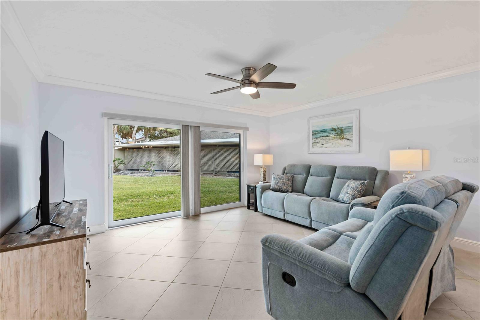 Image 9 of 34 For 5260 Gulf Of Mexico Drive 401