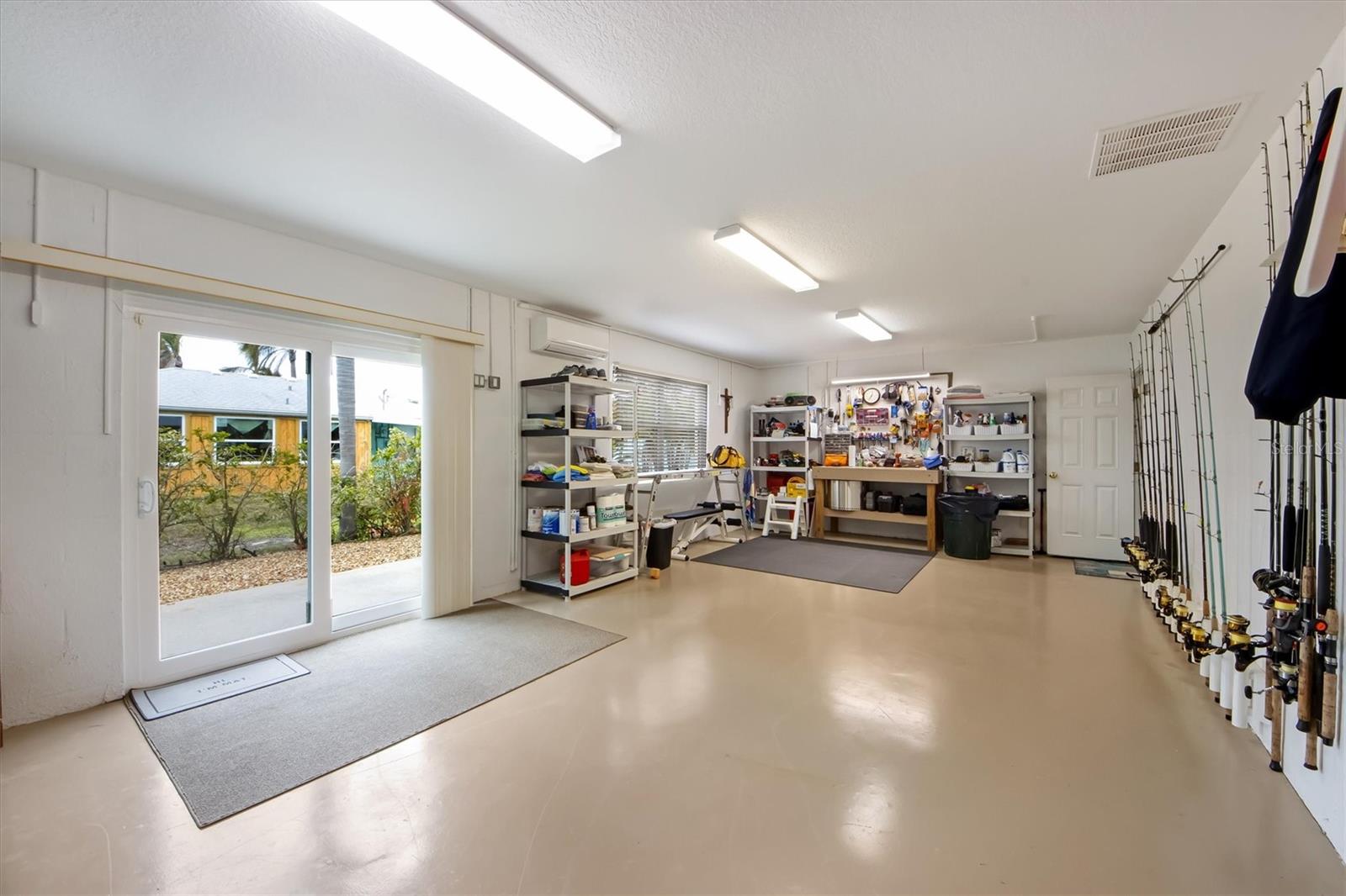 Image 25 of 35 For 220 82nd Street