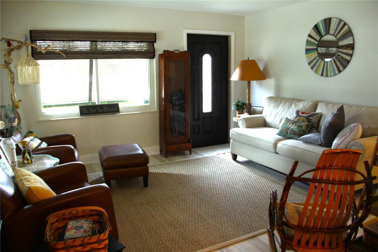 Image 23 of 72 For 624 Showalter Avenue