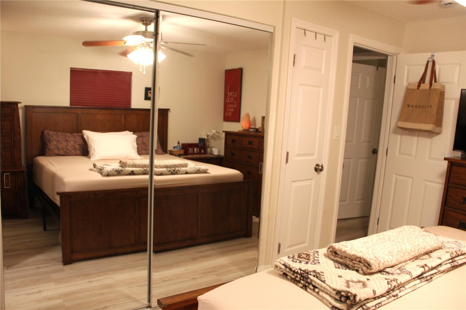 Image 30 of 72 For 624 Showalter Avenue