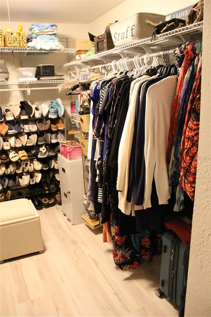 Image 31 of 72 For 624 Showalter Avenue