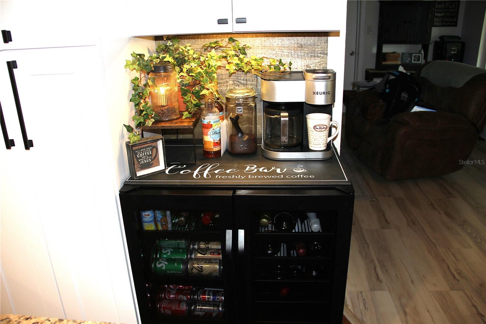 Image 54 of 72 For 624 Showalter Avenue