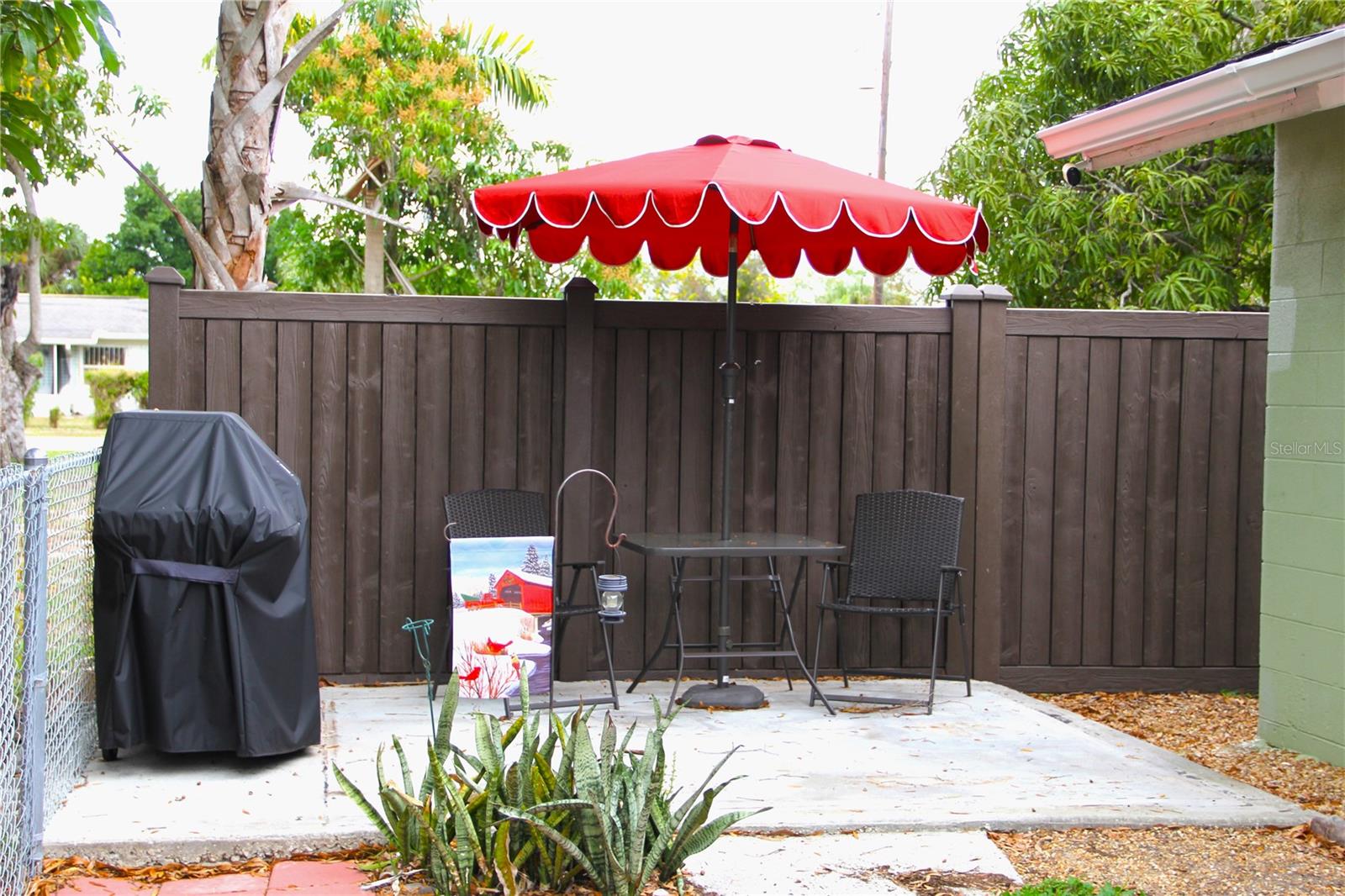 Image 57 of 72 For 624 Showalter Avenue