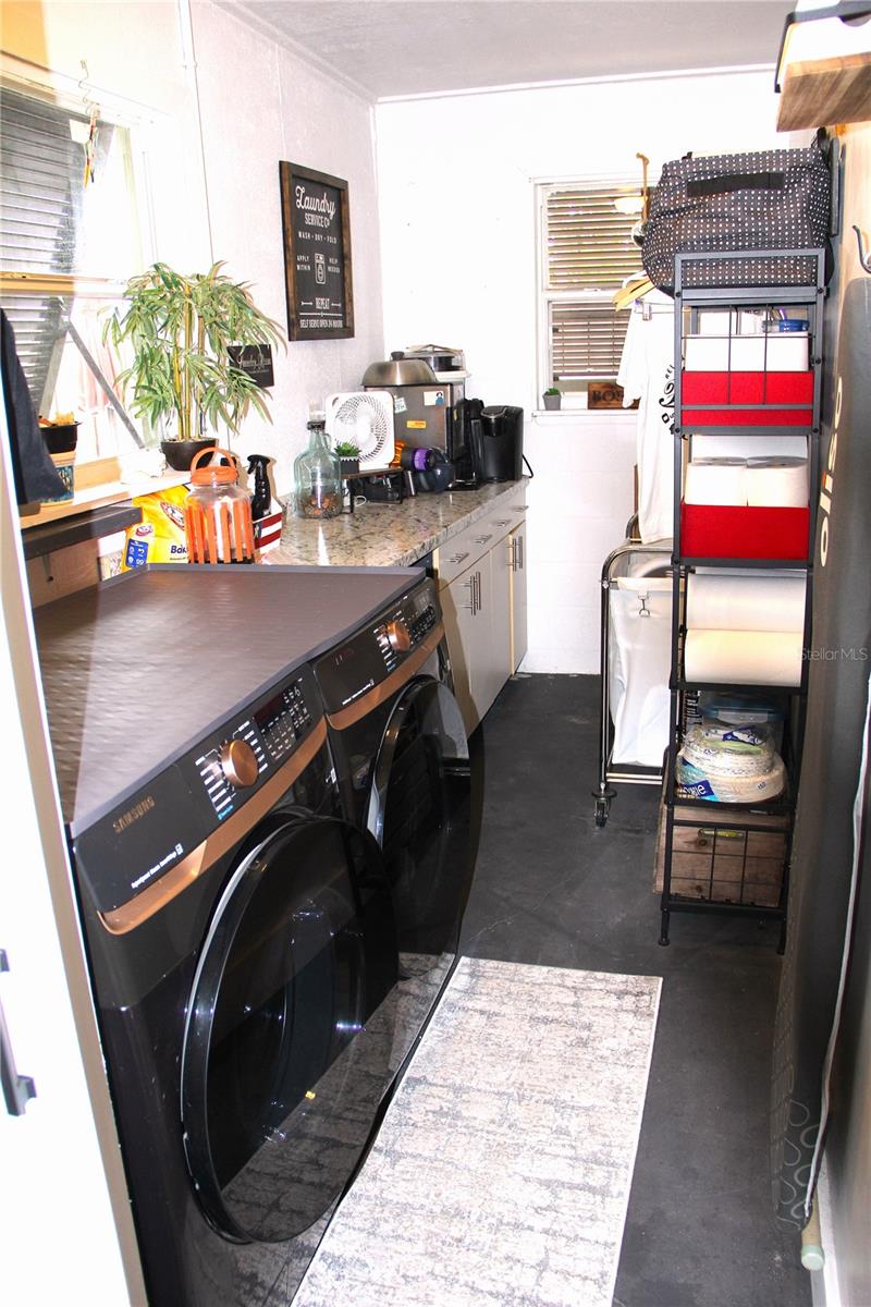 Image 64 of 72 For 624 Showalter Avenue