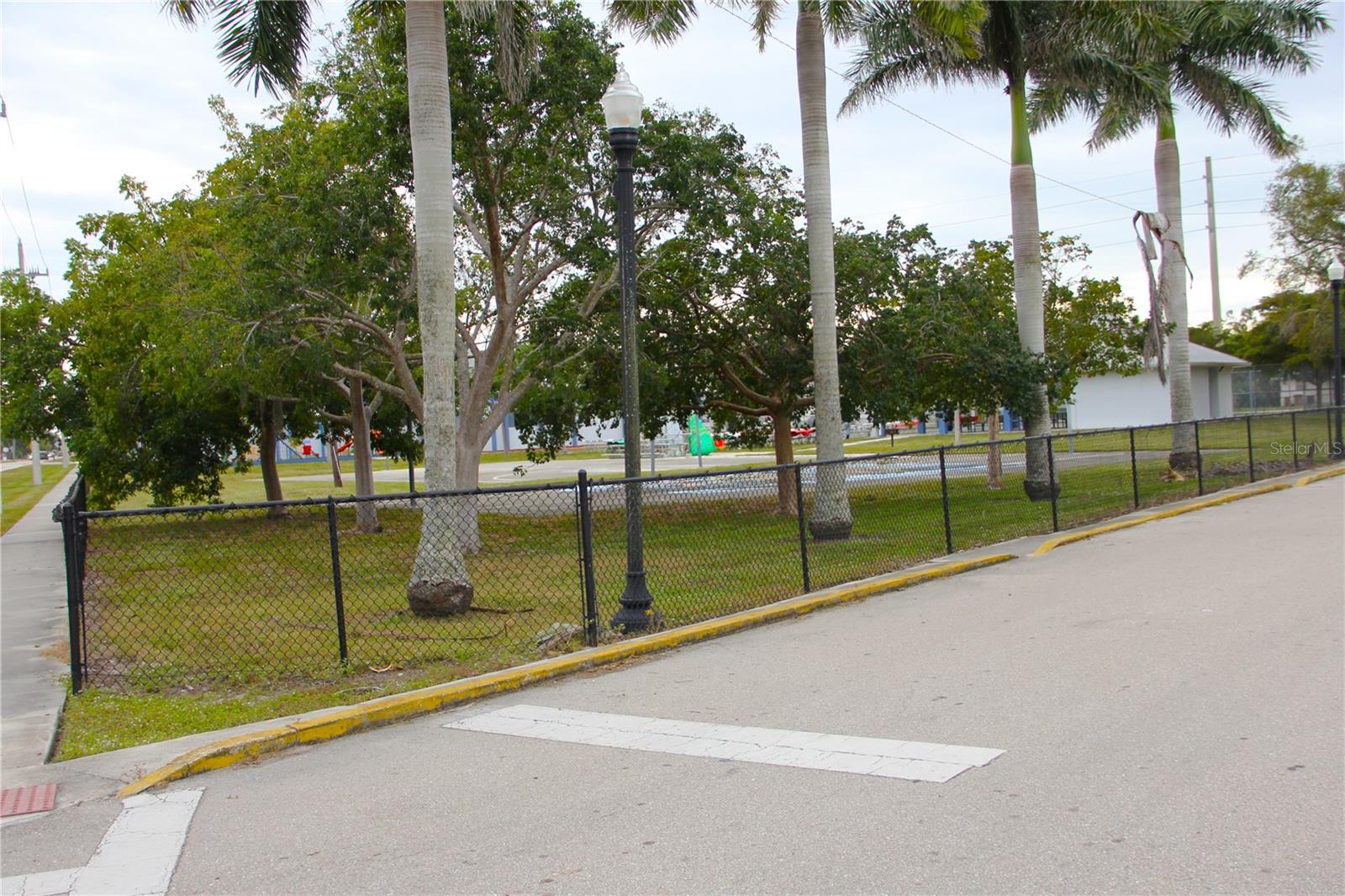 Image 68 of 72 For 624 Showalter Avenue