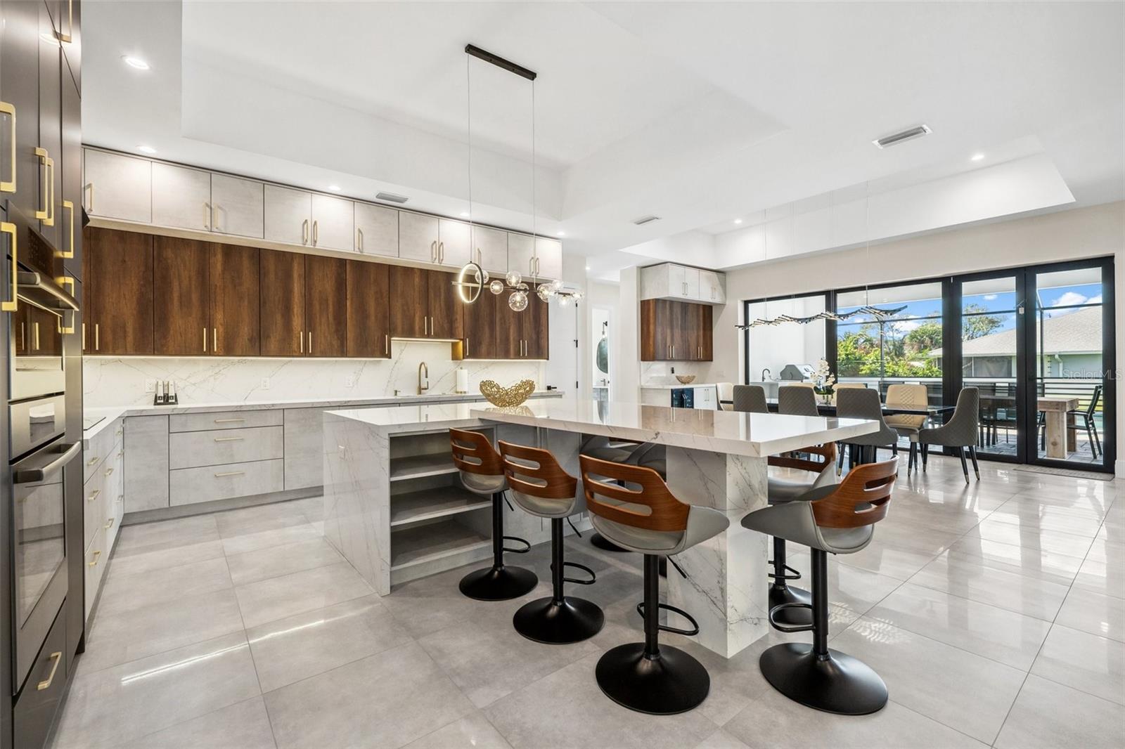 Image 19 of 58 For 507 Acacia Lane