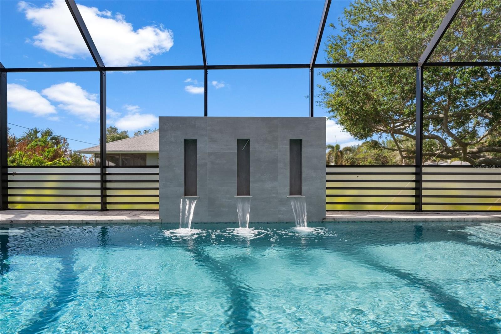 Image 25 of 58 For 507 Acacia Lane