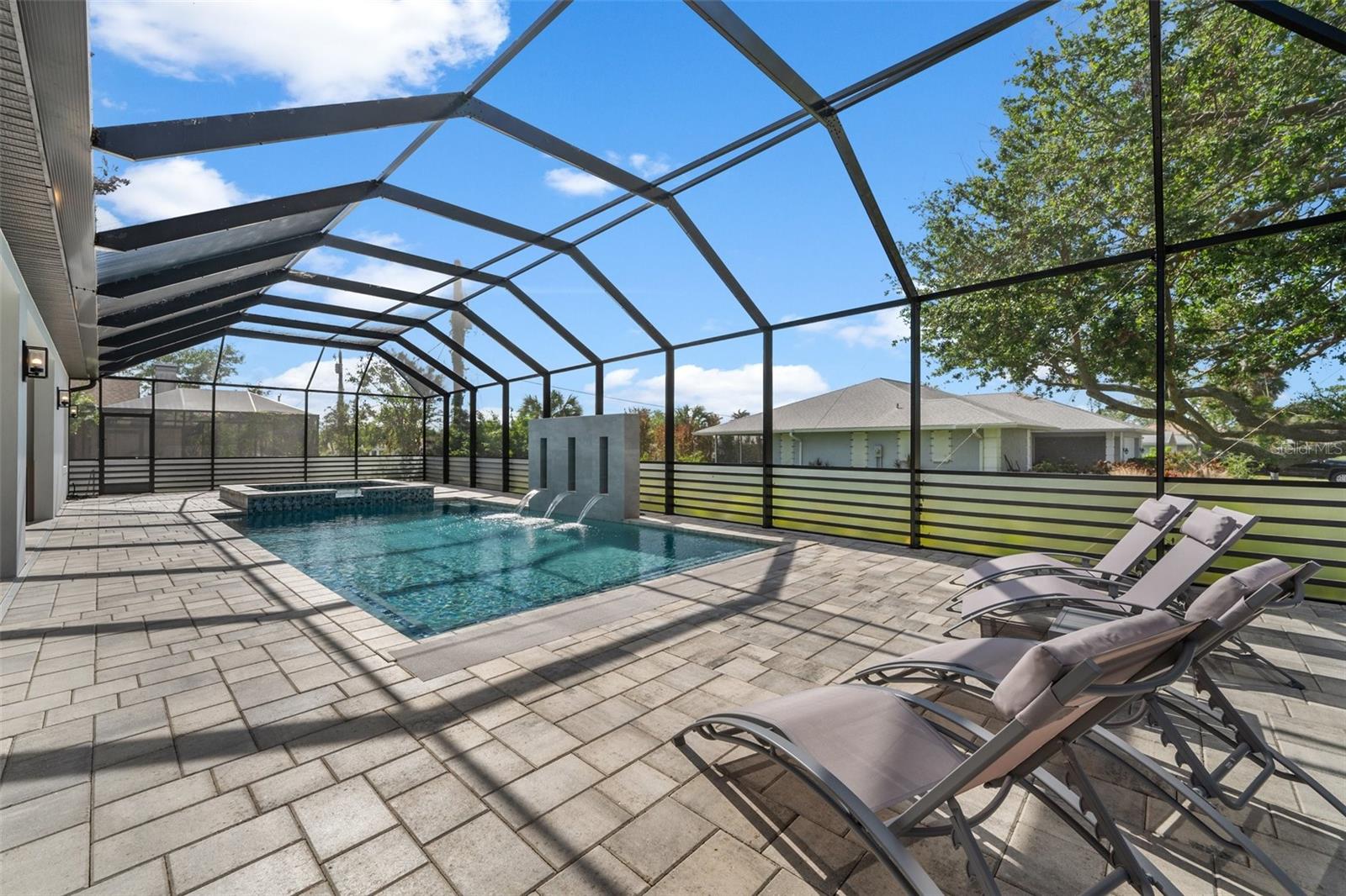 Image 26 of 58 For 507 Acacia Lane